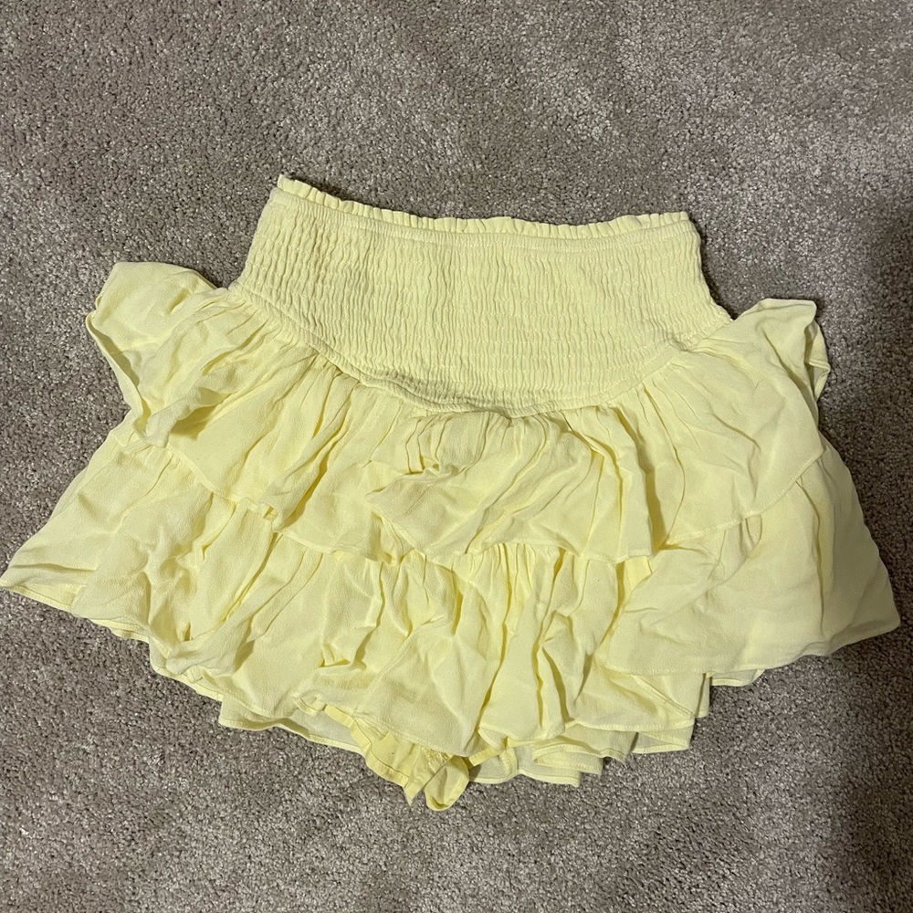 LAST CALL: Yellow XS Skirt!!!! So trendy